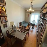 Classic 60\'S Suite Apartment